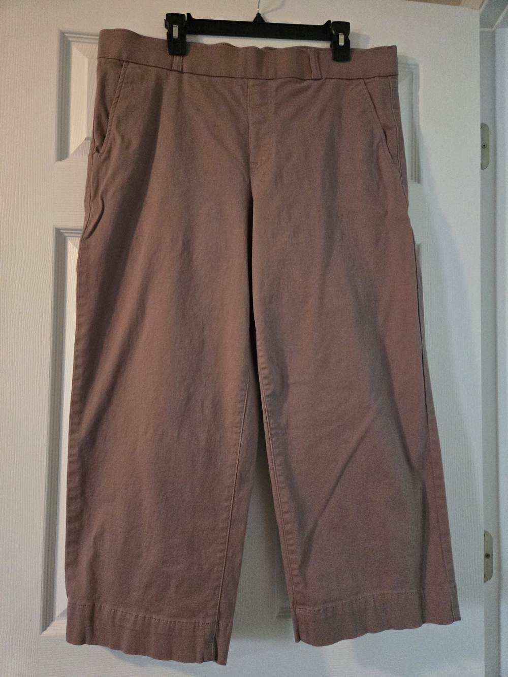 Wide-Leg Cotton Crop Pants in Mauve